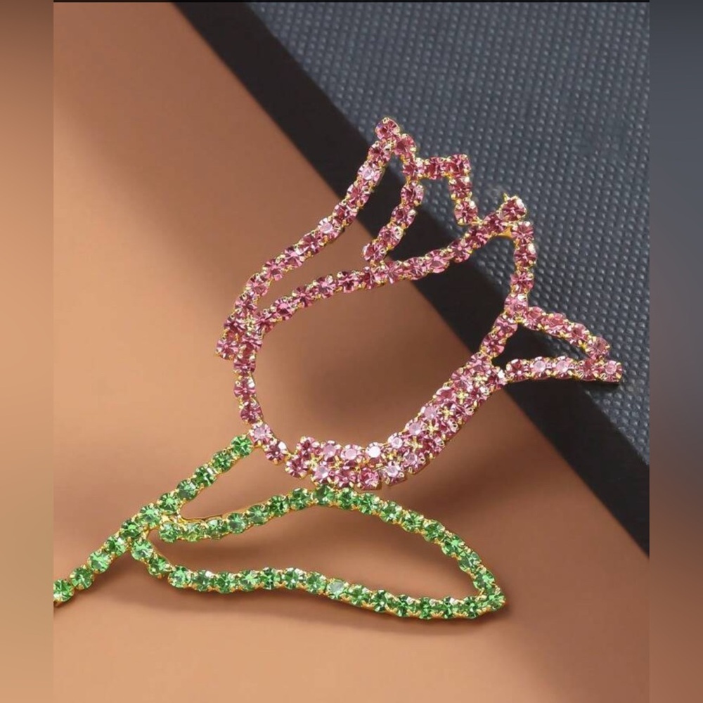 ✨NEW Elegant Pink and Green Tulip Earrings - Picture 4 of 4
